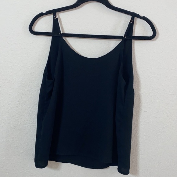 🐆Women's Black Sleeveless Top! - Picture 6 of 6